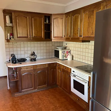 Maria's Apartment, Appartamento *