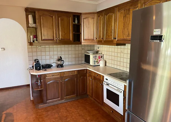 Maria's Apartment, Apartment *